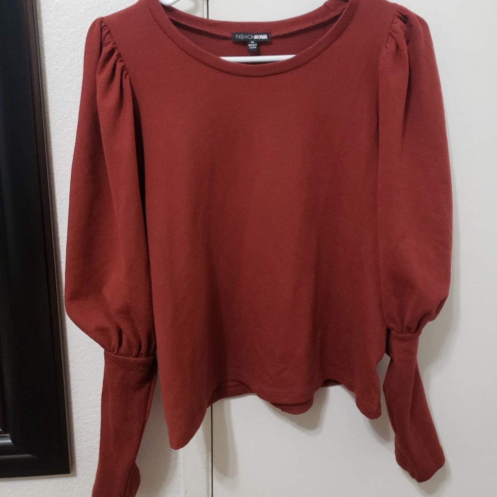 Fashion Nova Long Sleeve (M)